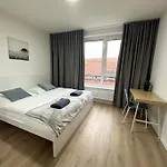 New Near Tipos Arena, Free Parking, Danubius One Building Appartamento *